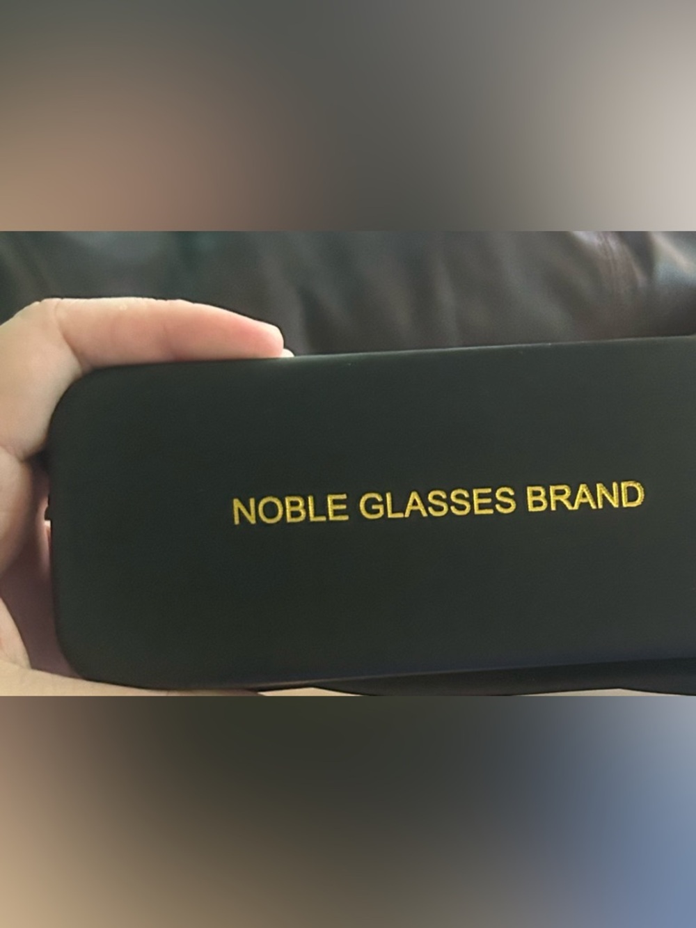Magnetic reading glasses - Picture 3 of 3